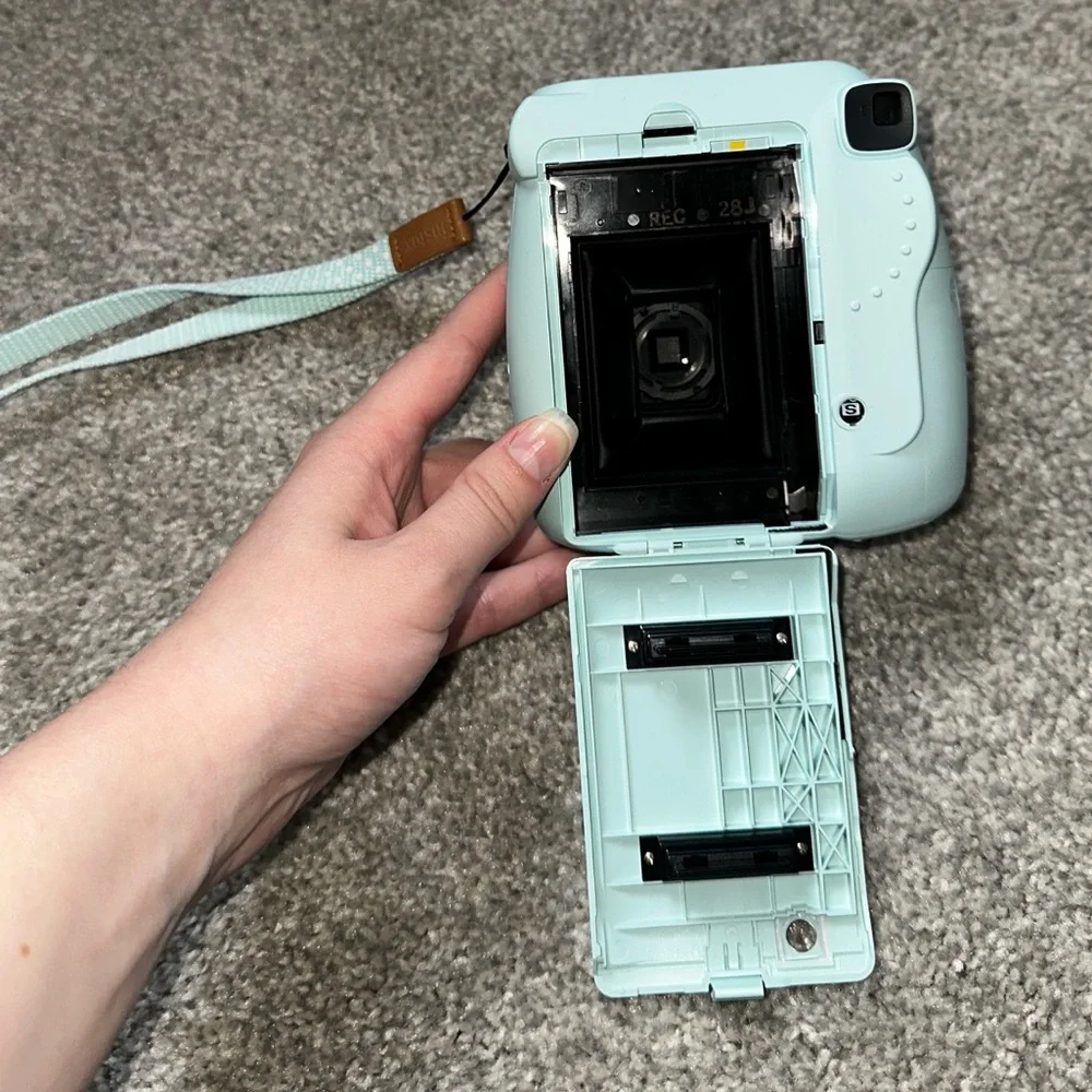 Fujifilm color teal